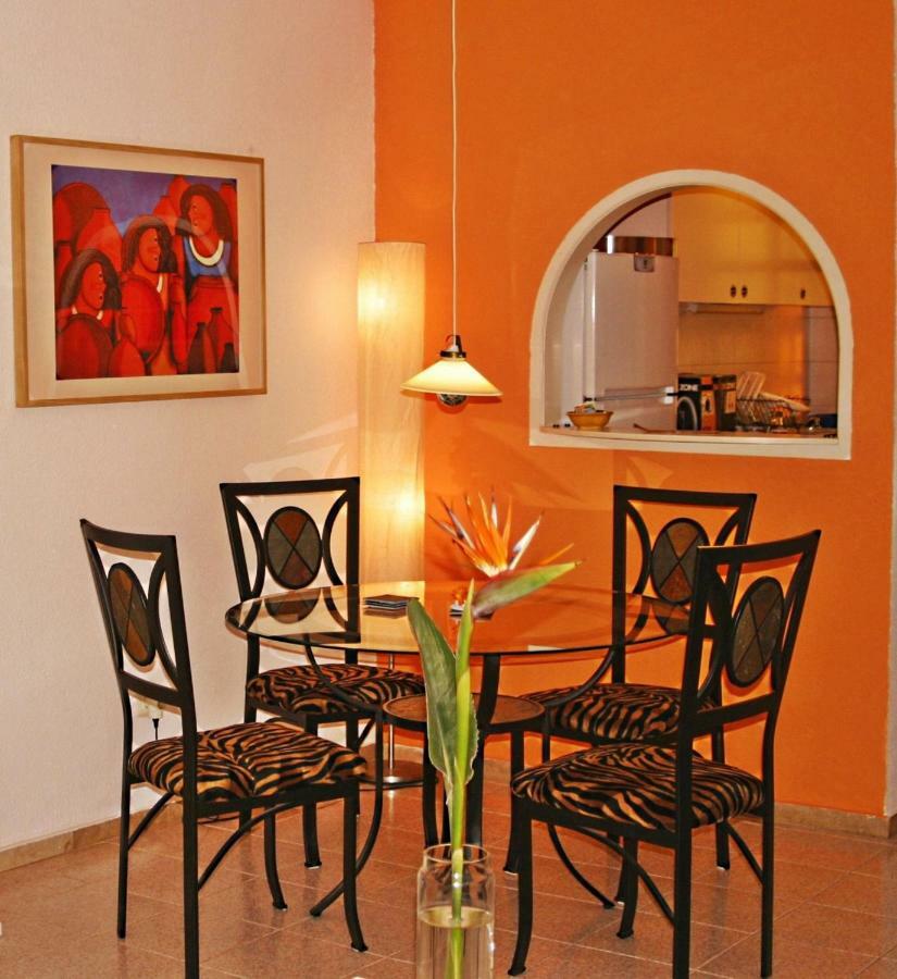 Casa Sarita - Farbenfrohes Ferienhaus Chayofa Exterior foto